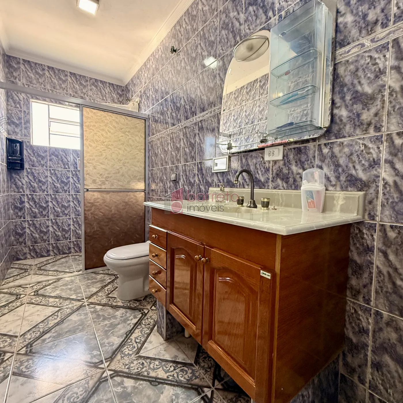 CASA COM SALÃO COMERCIAL À VENDA NO BAIRRO TULIPAS – JUNDIAÍ/SP