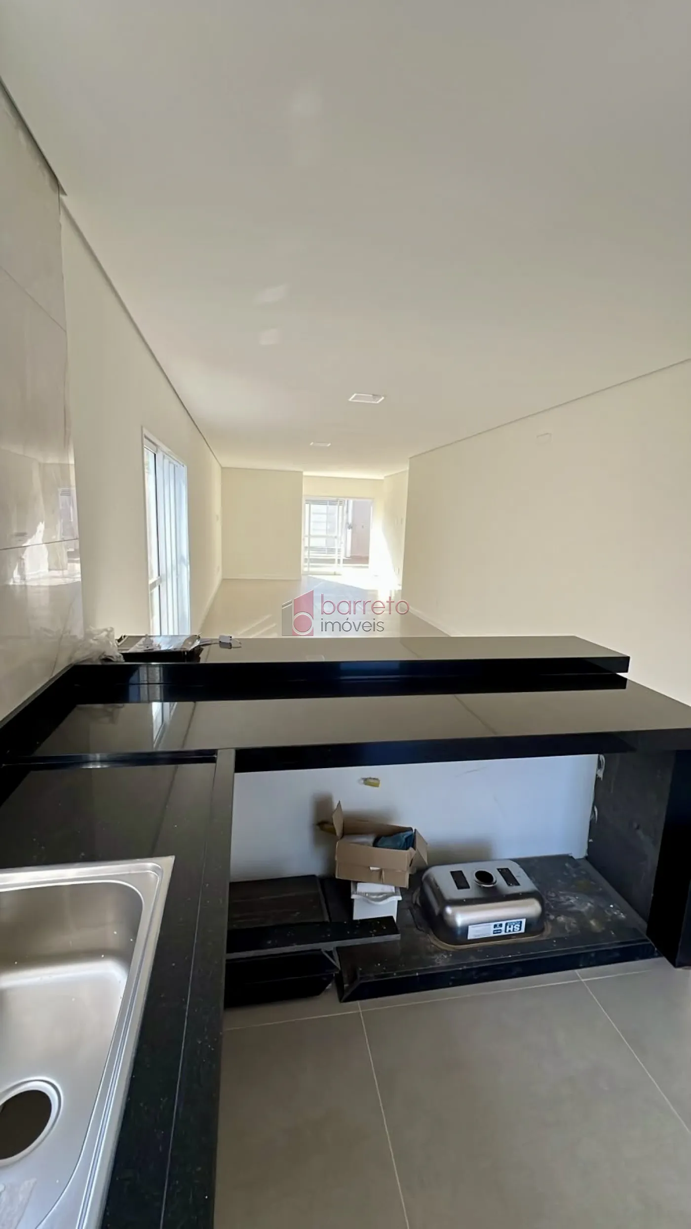 CASA TÉRREA COM 03 SUÍTES À VENDA NA VILA APARECIDA – JUNDIAÍ/SP