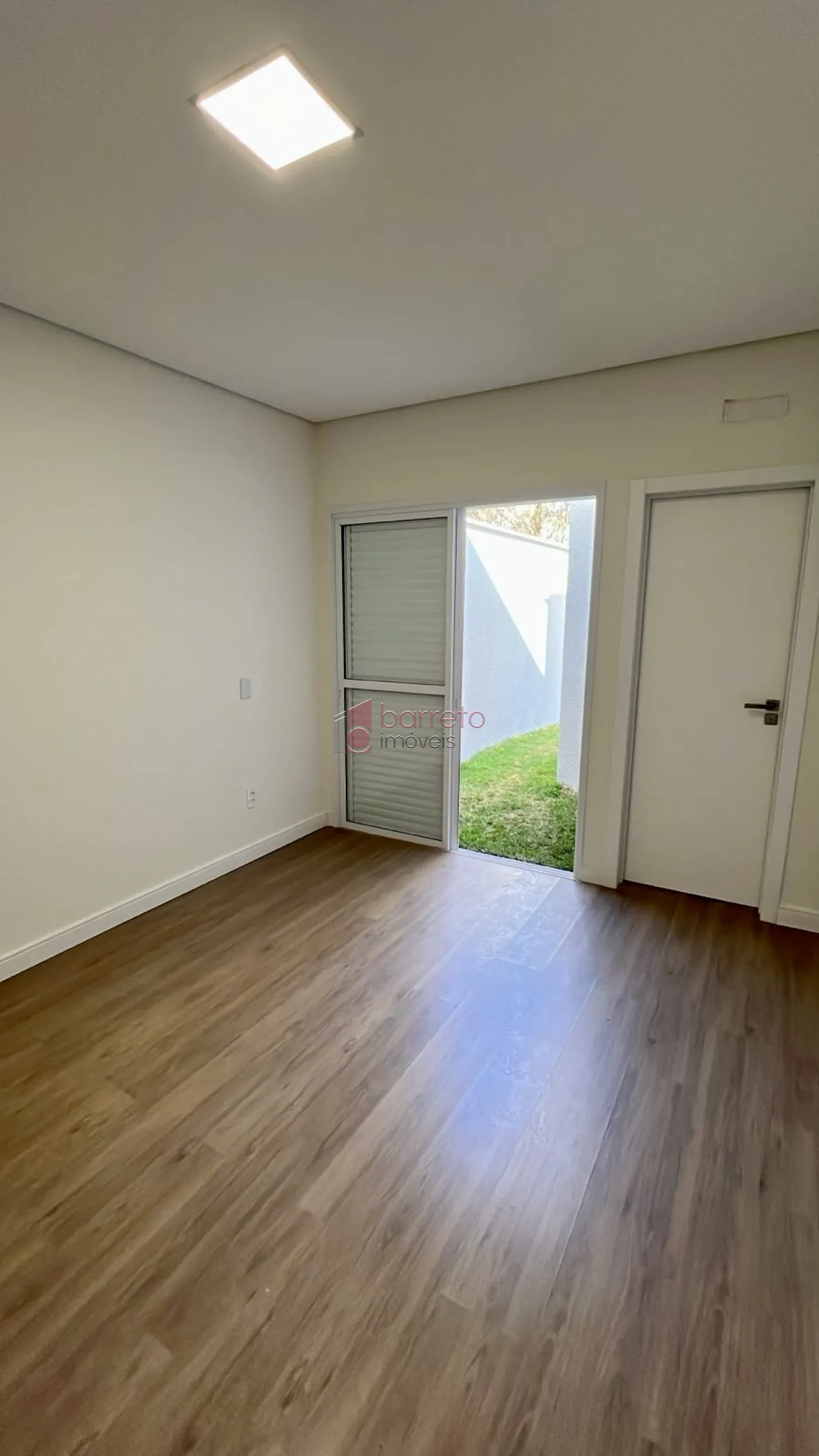 CASA TÉRREA COM 03 SUÍTES À VENDA NA VILA APARECIDA – JUNDIAÍ/SP