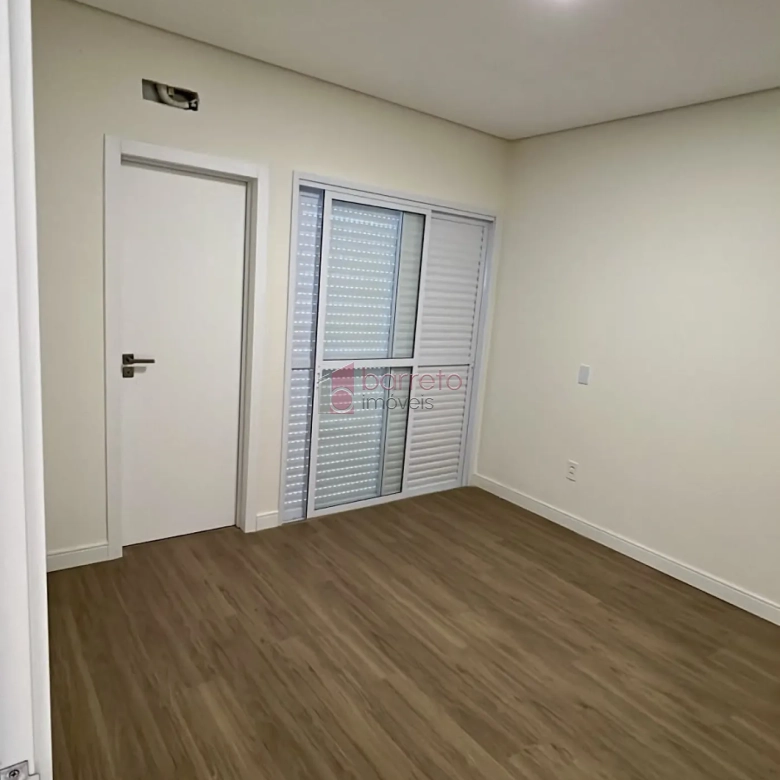 CASA TÉRREA COM 03 SUÍTES À VENDA NA VILA APARECIDA – JUNDIAÍ/SP