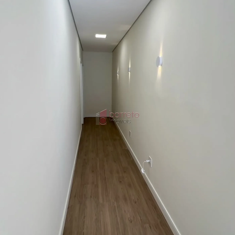 CASA TÉRREA COM 03 SUÍTES À VENDA NA VILA APARECIDA – JUNDIAÍ/SP