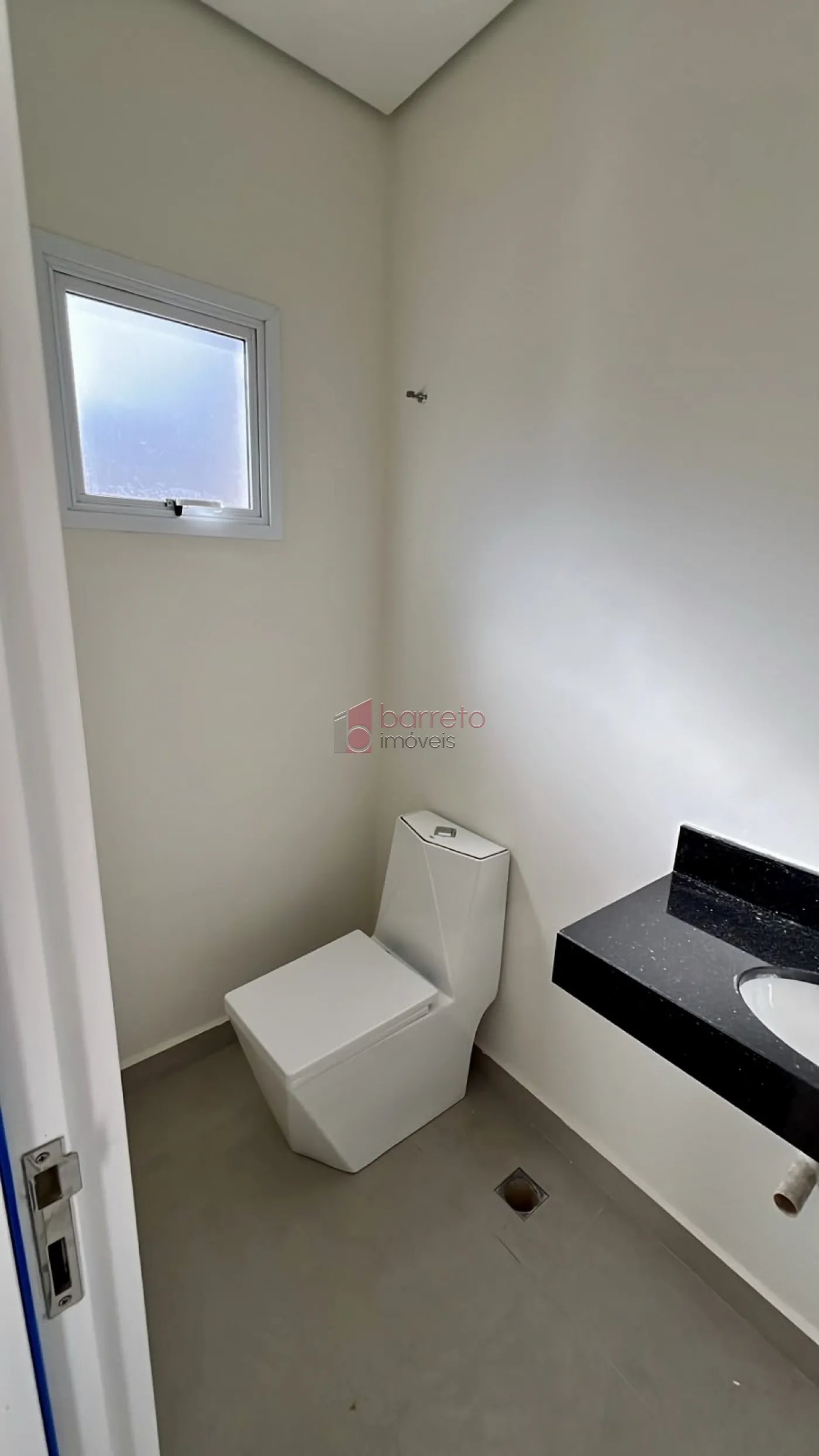 CASA TÉRREA COM 03 SUÍTES À VENDA NA VILA APARECIDA – JUNDIAÍ/SP