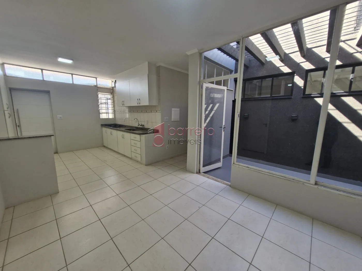 CASA COM EDÍCULA PARA LOCAÇÃO NO BAIRRO VILA BELA I – JUNDIAÍ/SP