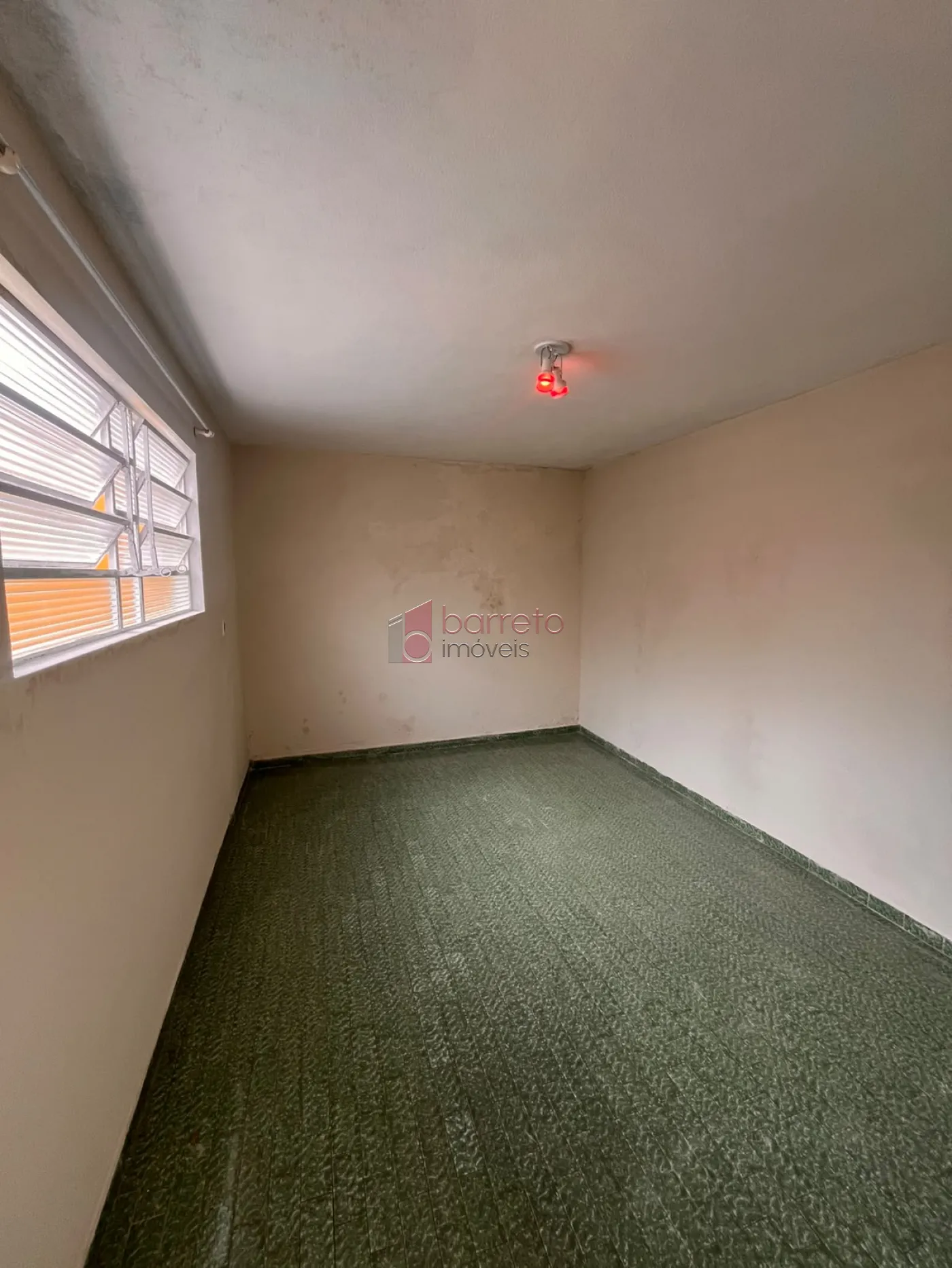 CASA COM EDÍCULA PARA LOCAÇÃO NA VILA PROGRESSO – JUNDIAÍ/SP