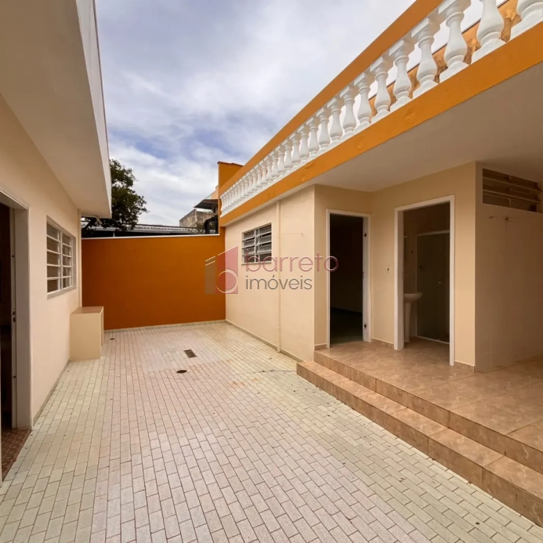 CASA COM EDÍCULA PARA LOCAÇÃO NA VILA PROGRESSO – JUNDIAÍ/SP