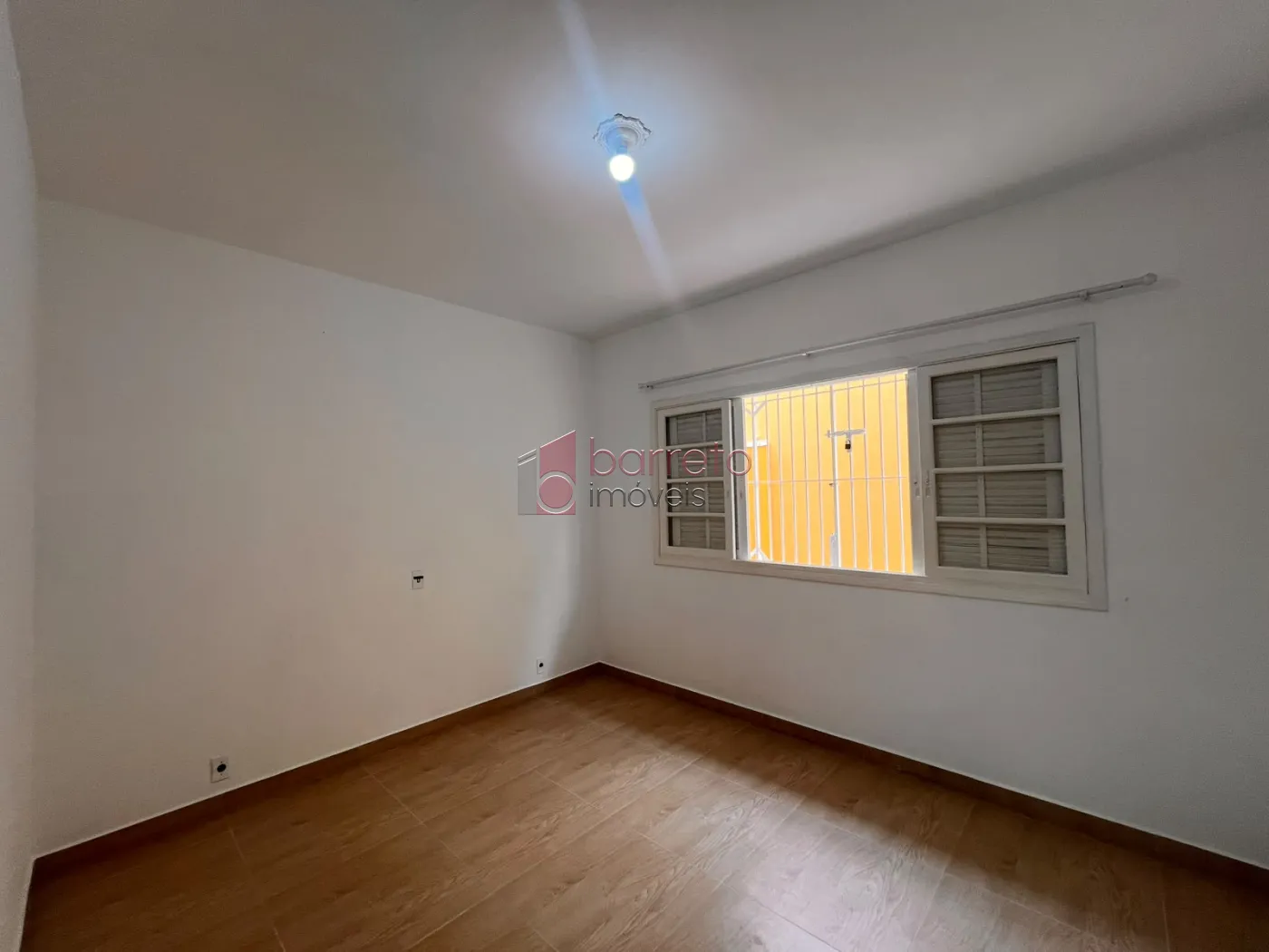 CASA COM EDÍCULA PARA LOCAÇÃO NA VILA PROGRESSO – JUNDIAÍ/SP