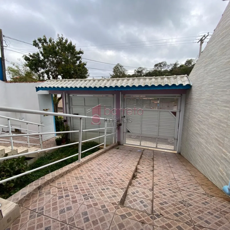 CASA COM ÉDICULA SEMI MOBILIADA PARA LOCAÇÃO NO BAIRRO CIDADE NOVA – JUNDIAÍ/SP