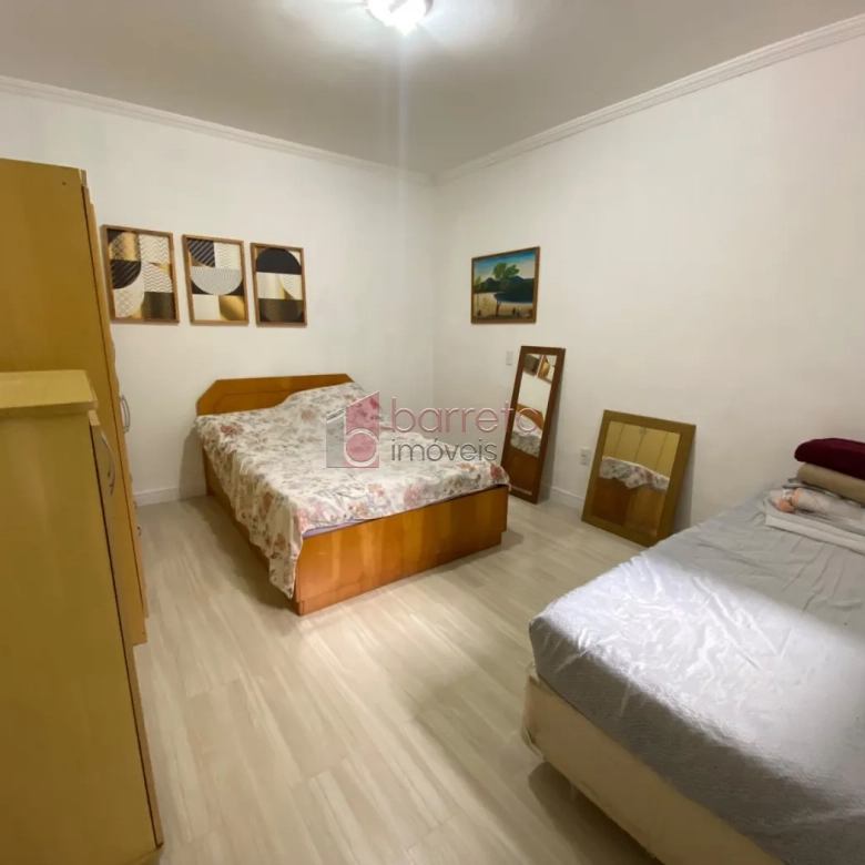 CASA COM ÉDICULA SEMI MOBILIADA PARA LOCAÇÃO NO BAIRRO CIDADE NOVA – JUNDIAÍ/SP