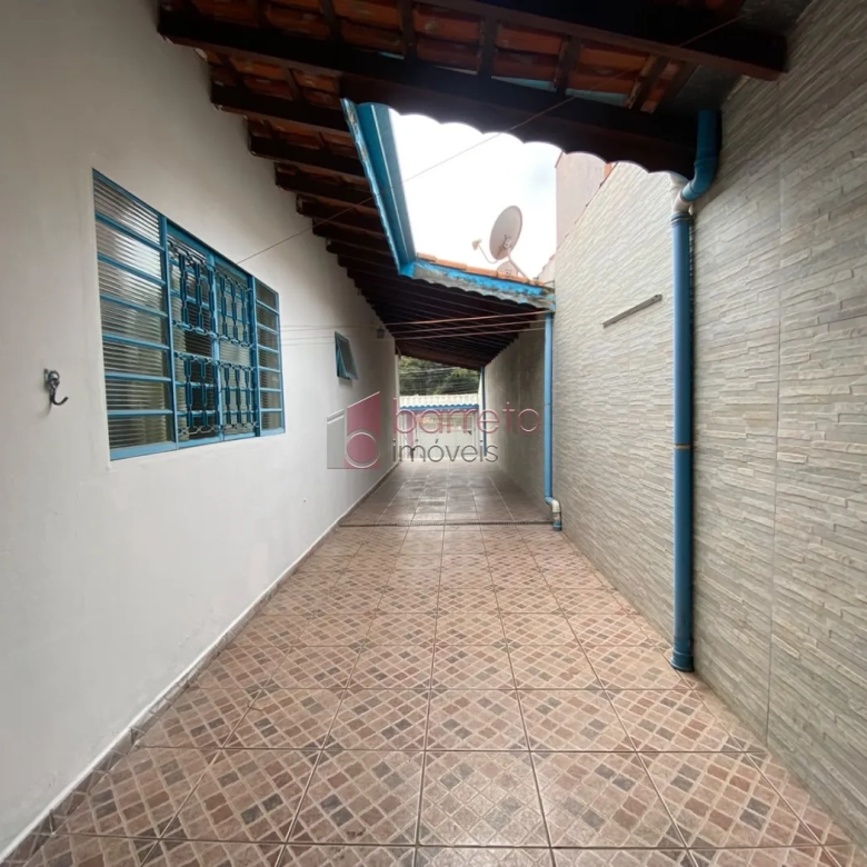 CASA COM ÉDICULA SEMI MOBILIADA PARA LOCAÇÃO NO BAIRRO CIDADE NOVA – JUNDIAÍ/SP