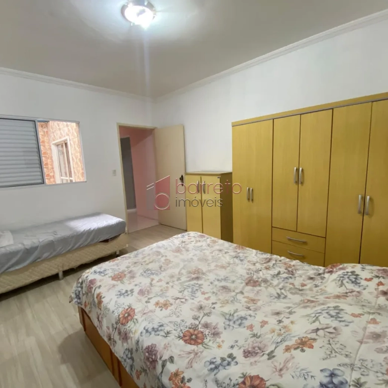 CASA COM ÉDICULA SEMI MOBILIADA PARA LOCAÇÃO NO BAIRRO CIDADE NOVA – JUNDIAÍ/SP