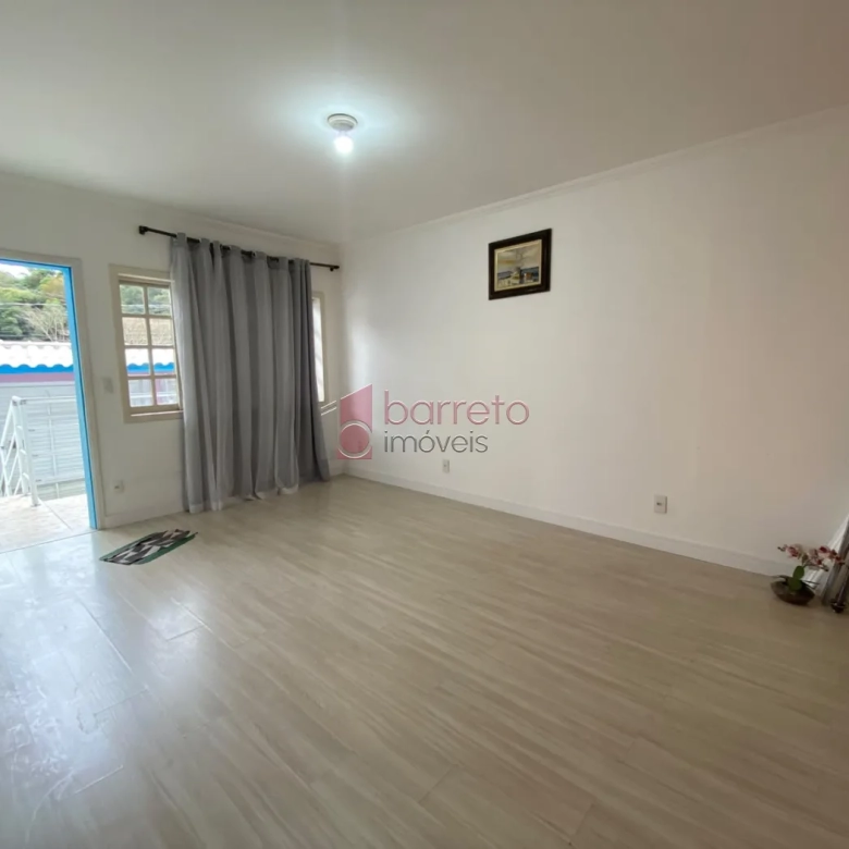 CASA COM ÉDICULA SEMI MOBILIADA PARA LOCAÇÃO NO BAIRRO CIDADE NOVA – JUNDIAÍ/SP