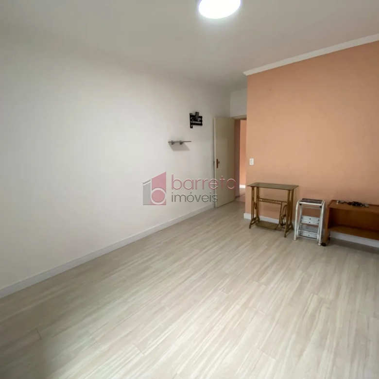 CASA COM ÉDICULA SEMI MOBILIADA PARA LOCAÇÃO NO BAIRRO CIDADE NOVA – JUNDIAÍ/SP