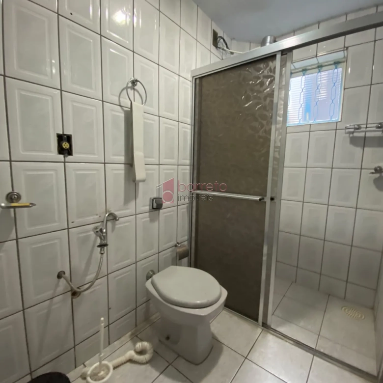 CASA COM ÉDICULA SEMI MOBILIADA PARA LOCAÇÃO NO BAIRRO CIDADE NOVA – JUNDIAÍ/SP