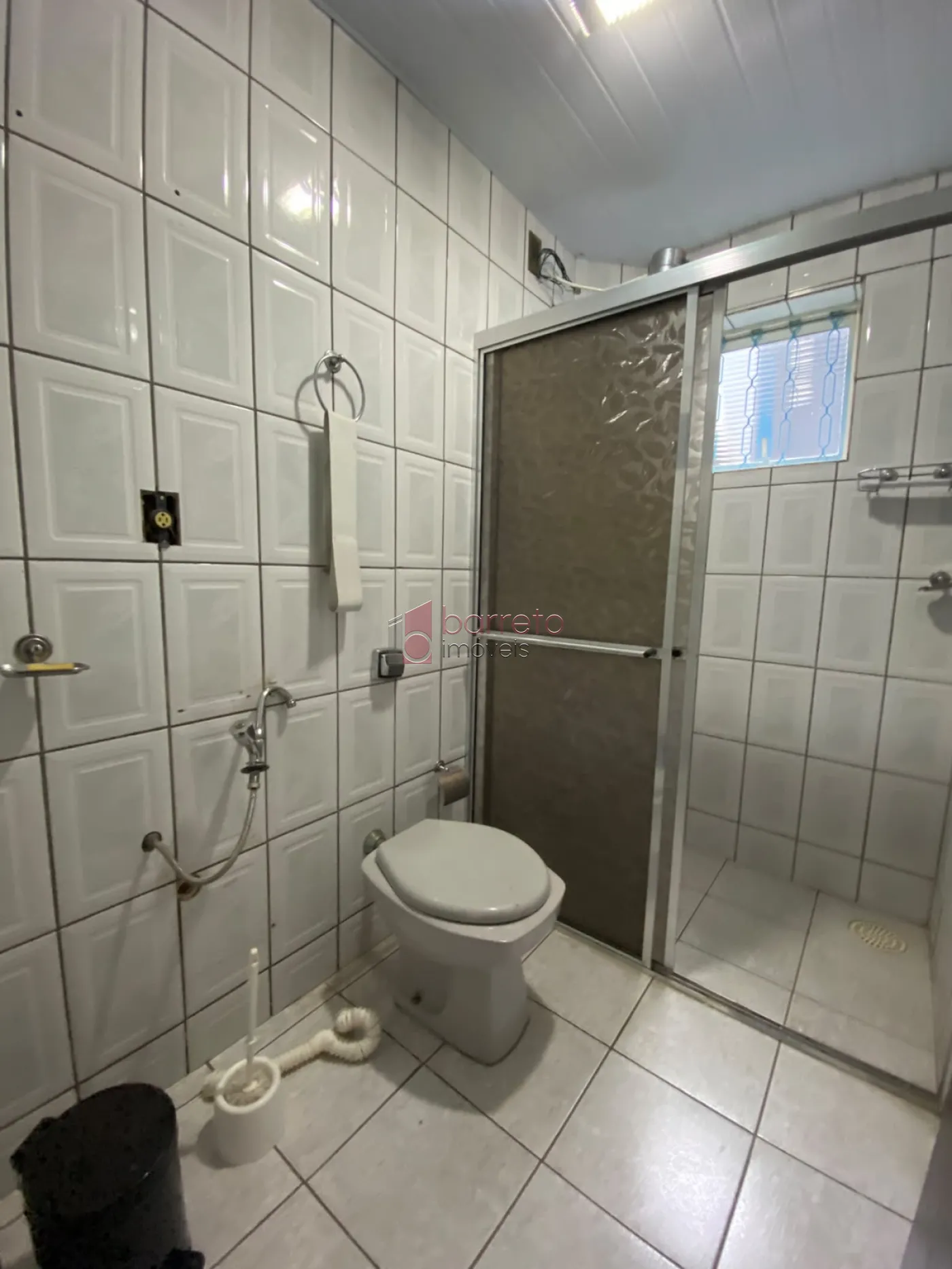 CASA COM ÉDICULA SEMI MOBILIADA PARA LOCAÇÃO NO BAIRRO CIDADE NOVA – JUNDIAÍ/SP