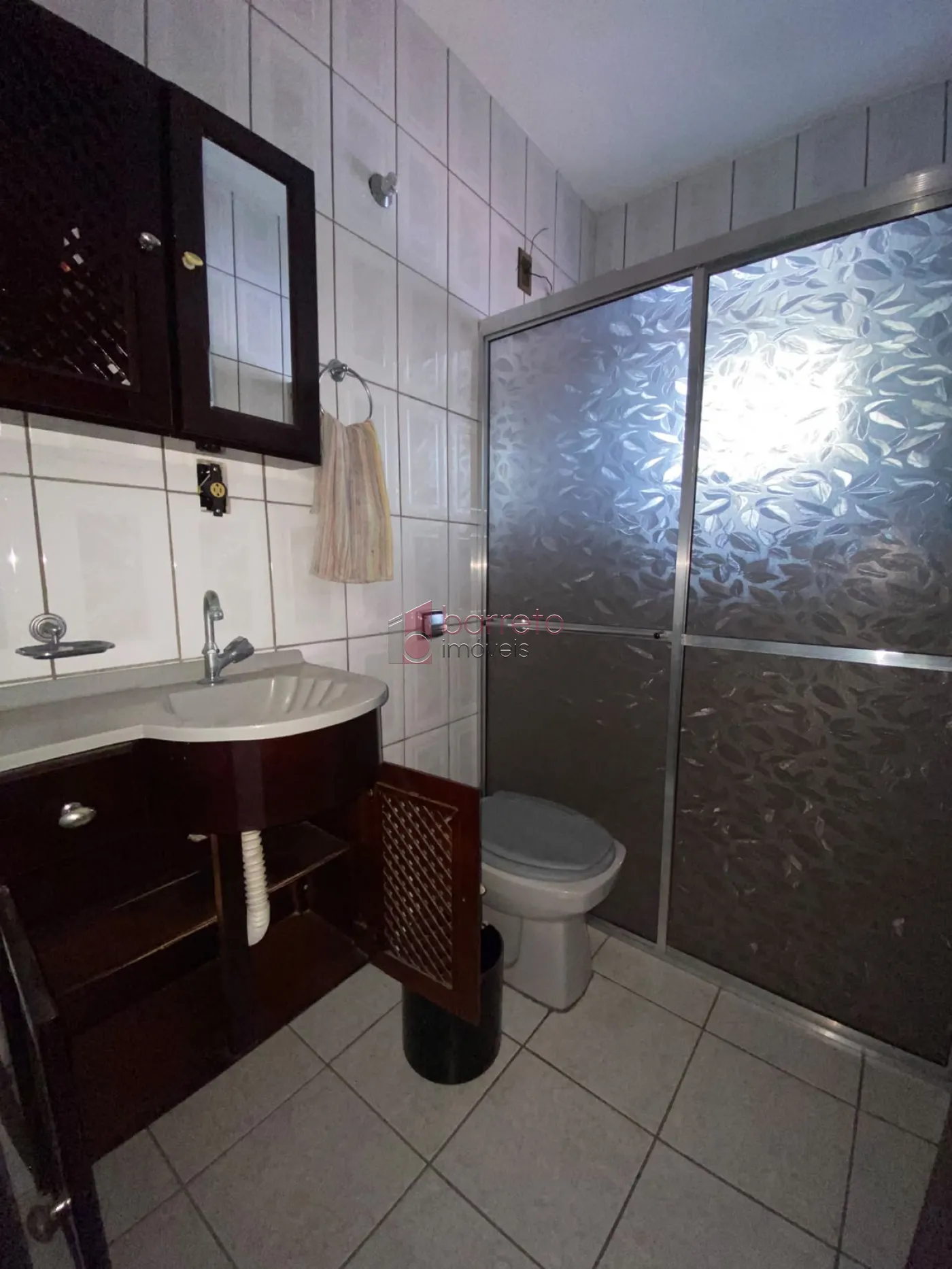 CASA COM ÉDICULA SEMI MOBILIADA PARA LOCAÇÃO NO BAIRRO CIDADE NOVA – JUNDIAÍ/SP