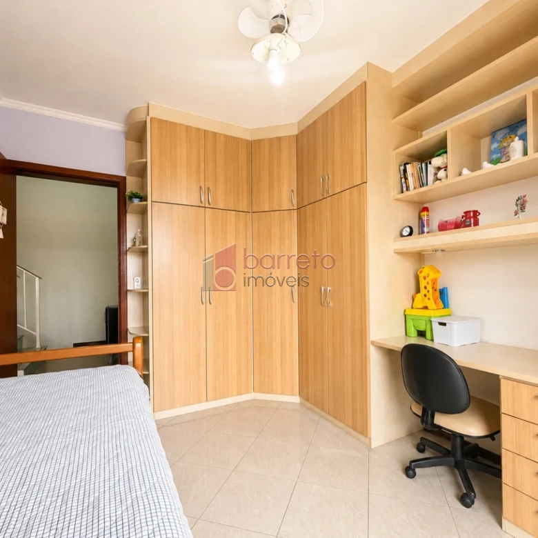 SOBRADO À VENDA – 03 QUARTOS – JARDIM FLORESTAL – JUNDIAÍ/SP