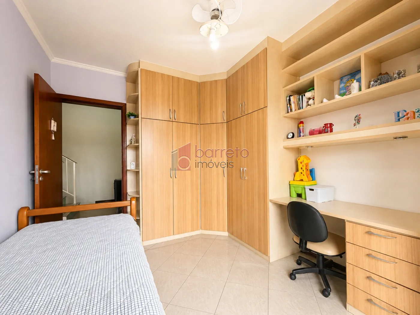SOBRADO À VENDA – 03 QUARTOS – JARDIM FLORESTAL – JUNDIAÍ/SP
