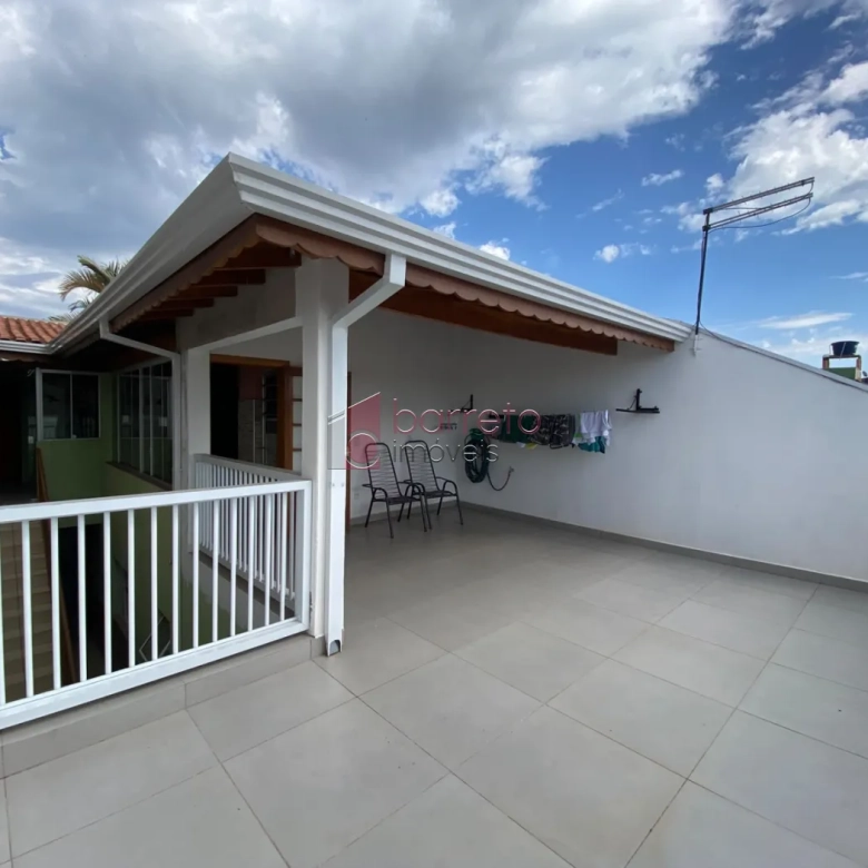 SOBRADO À VENDA NO BAIRRO ALMERINDA CHAVES – JUNDIAÍ/SP
