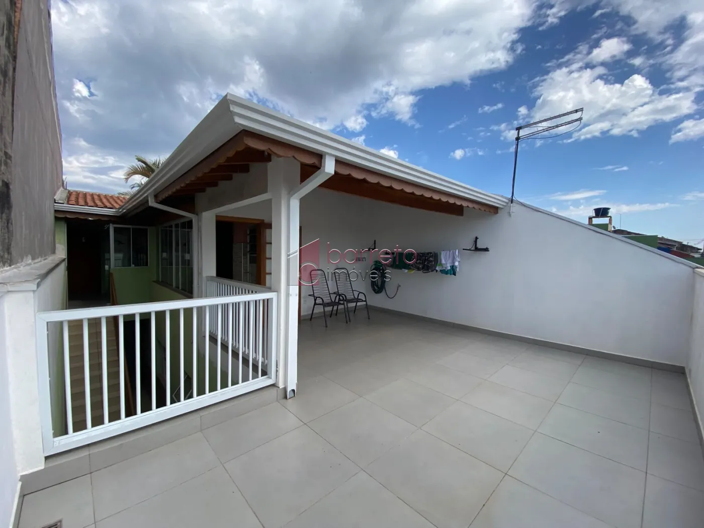 SOBRADO À VENDA NO BAIRRO ALMERINDA CHAVES – JUNDIAÍ/SP