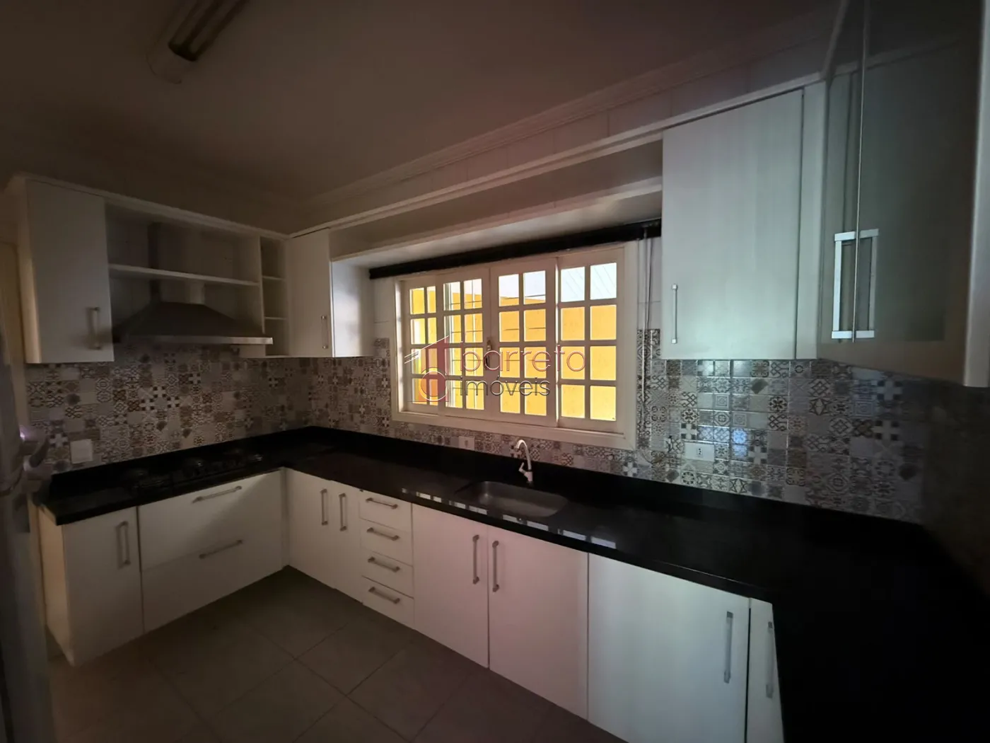 CASA MOBILIADA PARA LOCAÇÃO NO BAIRRO PARQUE CENTENÁRIO – JUNDIAÍ/SP