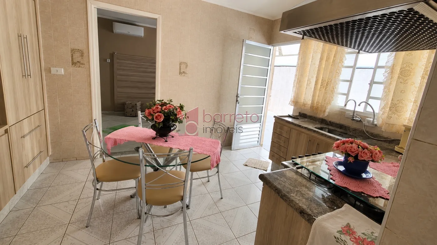 CASA TÉRREA COM EDÍCULA À VENDA NA VILA HORTOLÂNDIA – JUNDIAÍ/SP