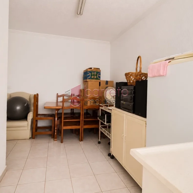 CASA TÉRREA COM EDÍCULA À VENDA NA VILA HORTOLÂNDIA – JUNDIAÍ/SP