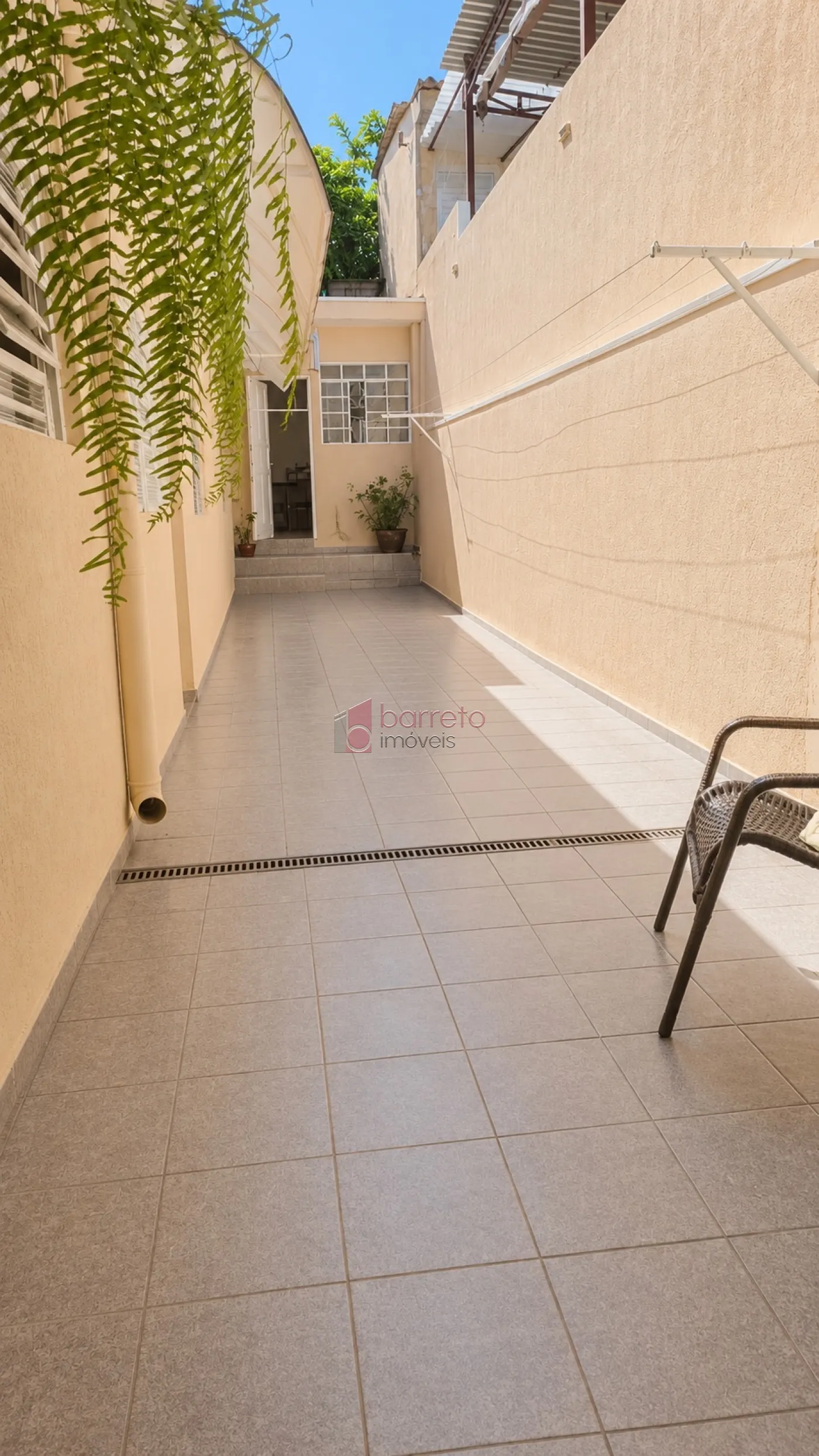 CASA TÉRREA COM EDÍCULA À VENDA NA VILA HORTOLÂNDIA – JUNDIAÍ/SP