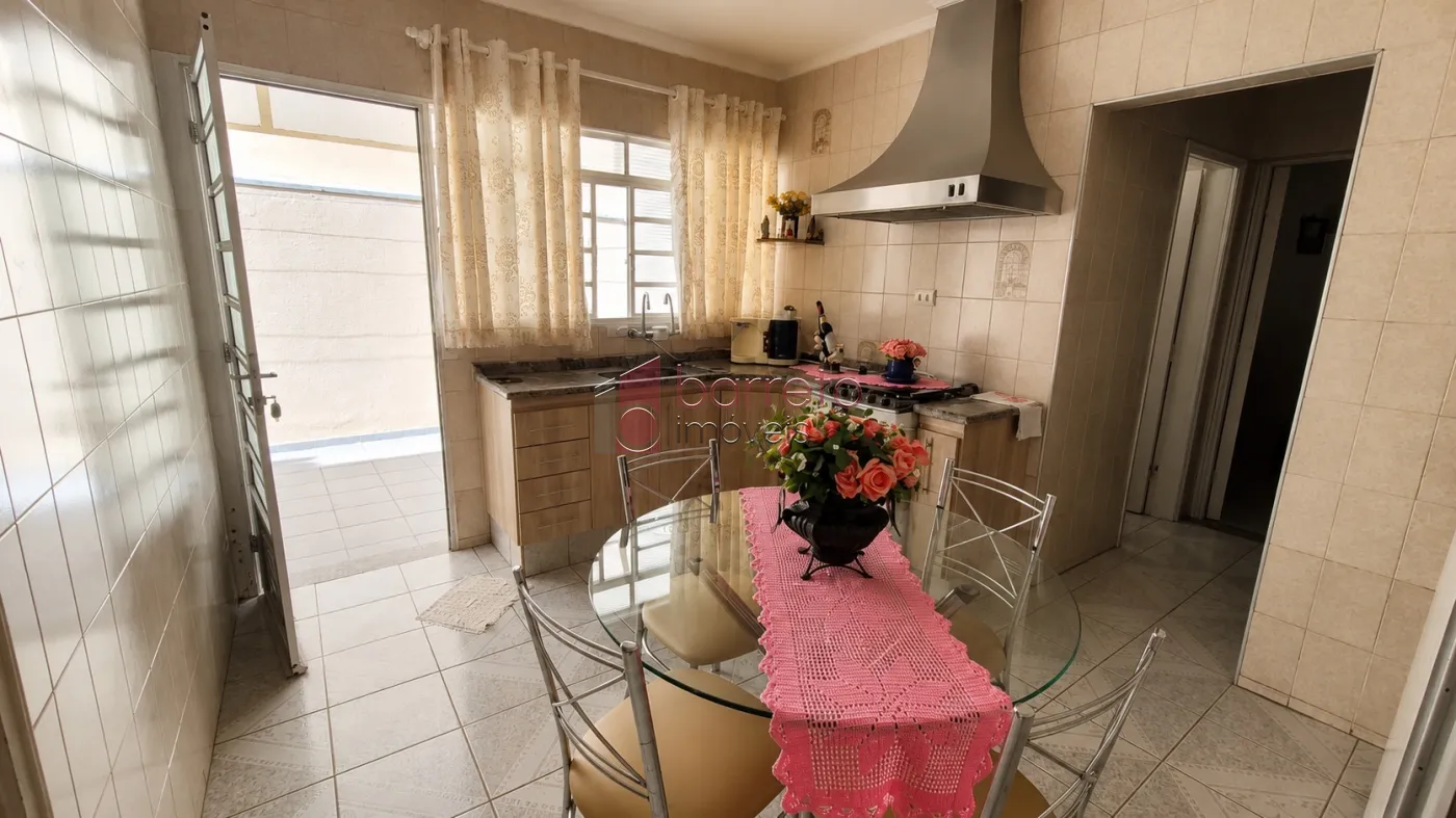 CASA TÉRREA COM EDÍCULA À VENDA NA VILA HORTOLÂNDIA – JUNDIAÍ/SP