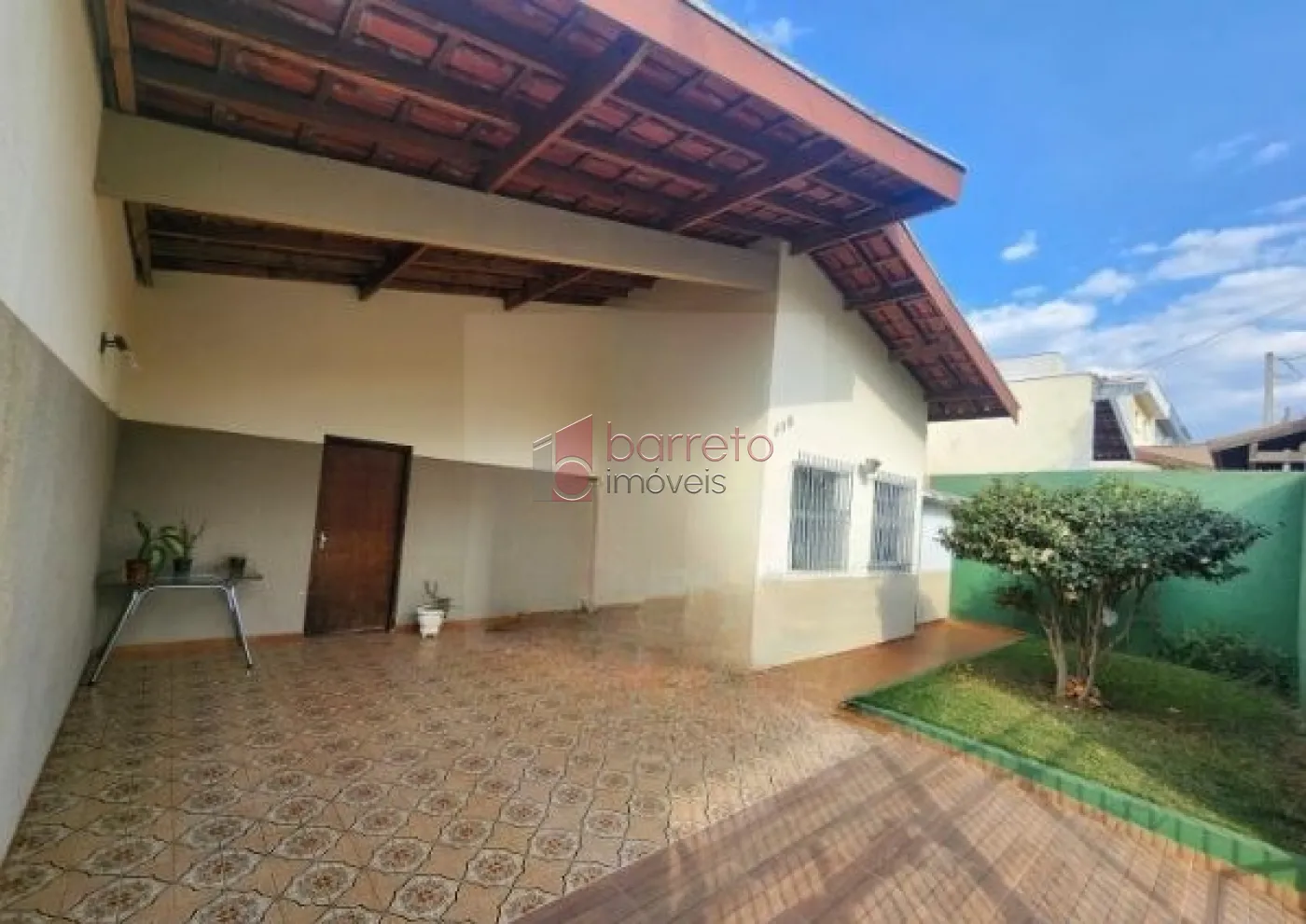 CASA TÉRREA PARA VENDA E LOCAÇÃO NO BAIRRO JARDIM PLANALTO – JUNDIAÍ/SP