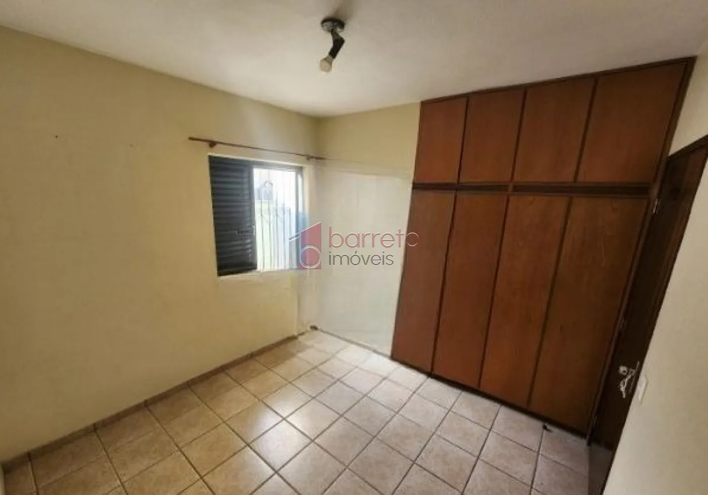 CASA TÉRREA PARA VENDA E LOCAÇÃO NO BAIRRO JARDIM PLANALTO – JUNDIAÍ/SP
