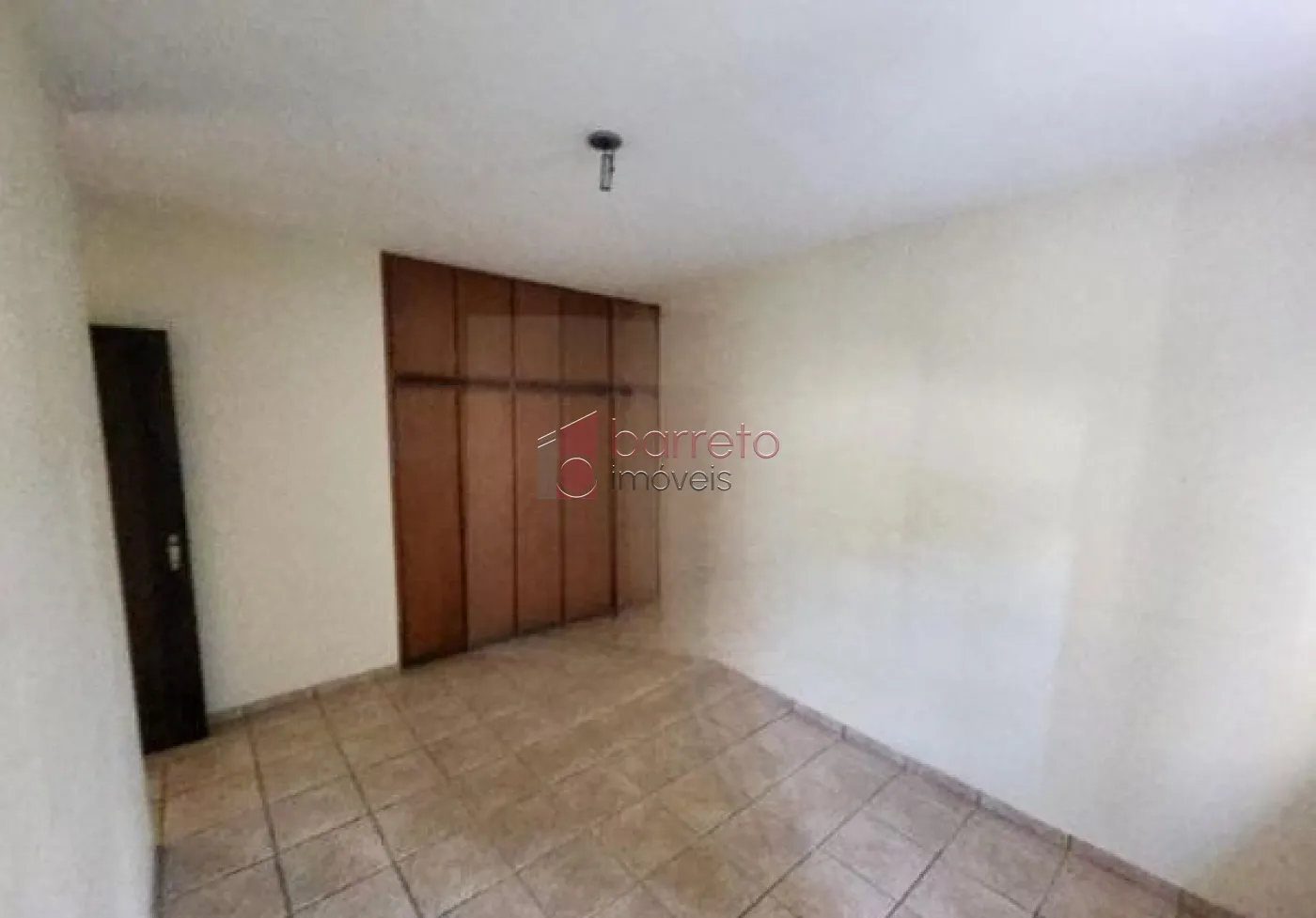 CASA TÉRREA PARA VENDA E LOCAÇÃO NO BAIRRO JARDIM PLANALTO – JUNDIAÍ/SP
