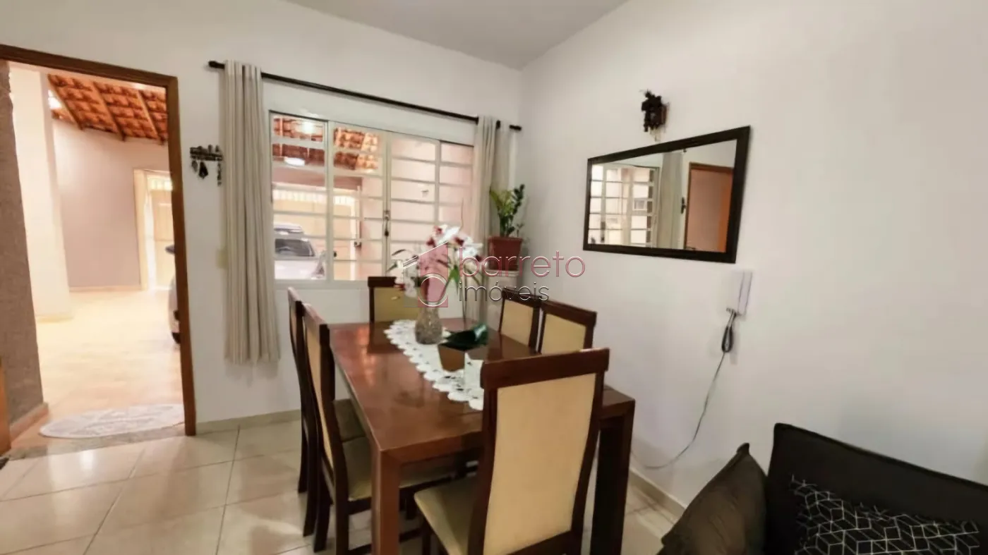 Casa à Venda com 3 dormitórios no Bairro – Parque Carolina – Jundiaí/SP