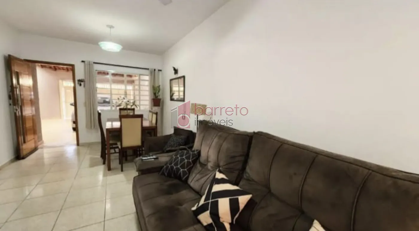 Casa à Venda com 3 dormitórios no Bairro – Parque Carolina – Jundiaí/SP