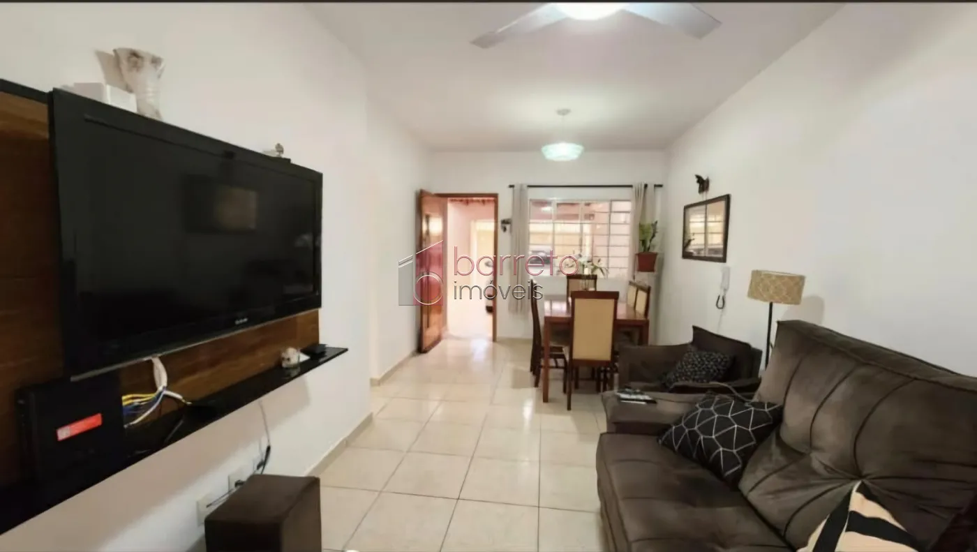 Casa à Venda com 3 dormitórios no Bairro – Parque Carolina – Jundiaí/SP
