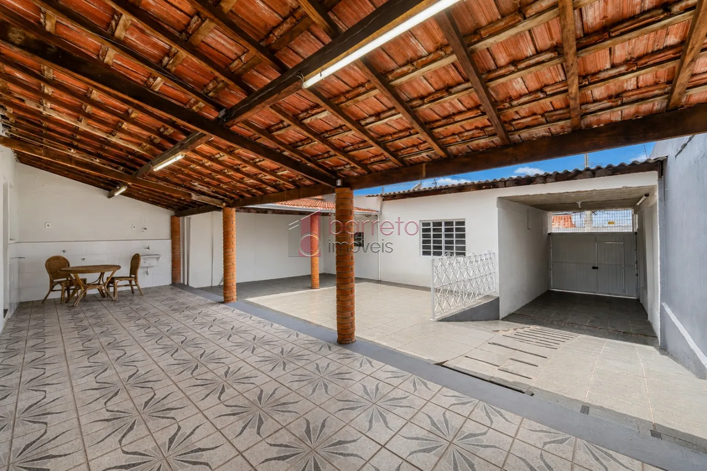 CASA TÉRREA À VENDA NO BAIRRO VILA RAMI EM JUNDIAÍ/SP