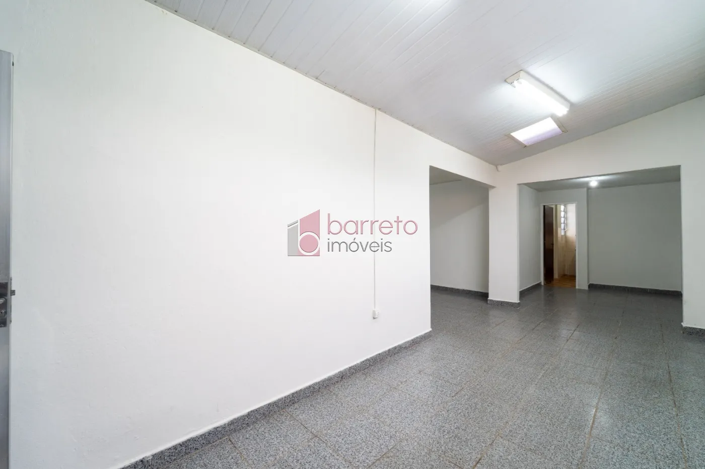 CASA TÉRREA À VENDA NO BAIRRO VILA RAMI EM JUNDIAÍ/SP