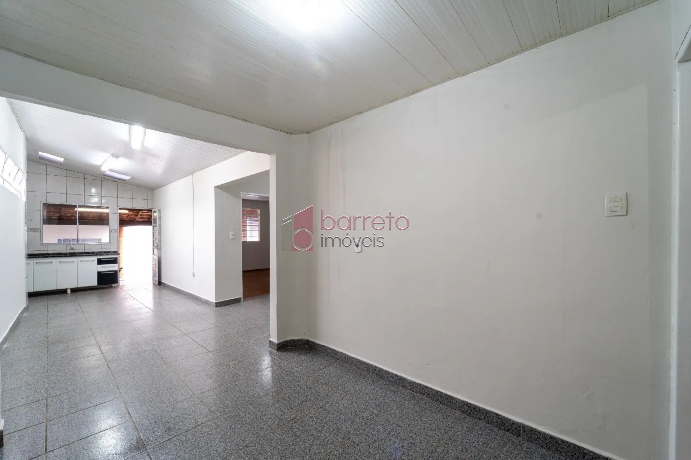 CASA TÉRREA À VENDA NO BAIRRO VILA RAMI EM JUNDIAÍ/SP