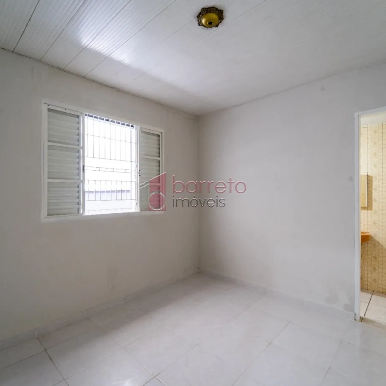 CASA TÉRREA À VENDA NO BAIRRO VILA RAMI EM JUNDIAÍ/SP