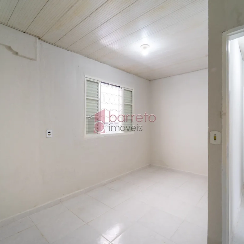 CASA TÉRREA À VENDA NO BAIRRO VILA RAMI EM JUNDIAÍ/SP