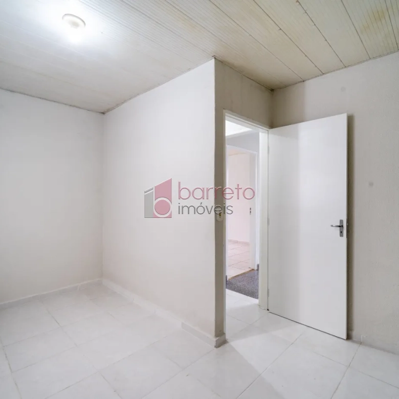 CASA TÉRREA À VENDA NO BAIRRO VILA RAMI EM JUNDIAÍ/SP