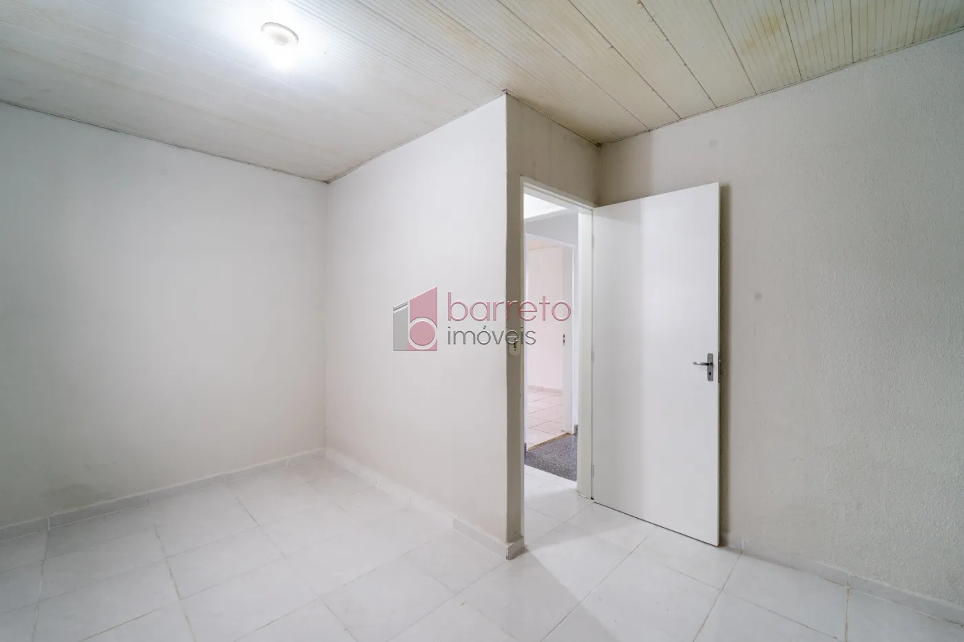 CASA TÉRREA À VENDA NO BAIRRO VILA RAMI EM JUNDIAÍ/SP