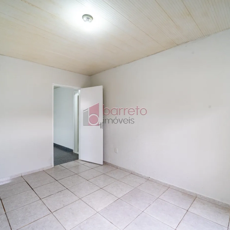 CASA TÉRREA À VENDA NO BAIRRO VILA RAMI EM JUNDIAÍ/SP