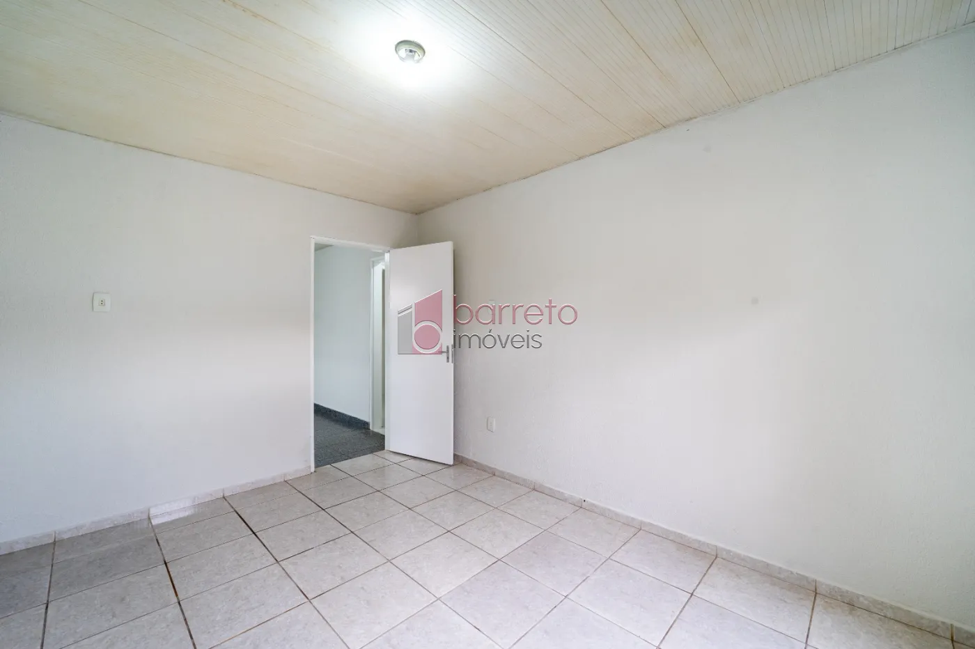 CASA TÉRREA À VENDA NO BAIRRO VILA RAMI EM JUNDIAÍ/SP