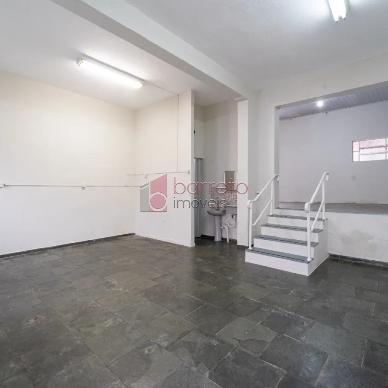 CASA TÉRREA À VENDA NO BAIRRO VILA RAMI EM JUNDIAÍ/SP