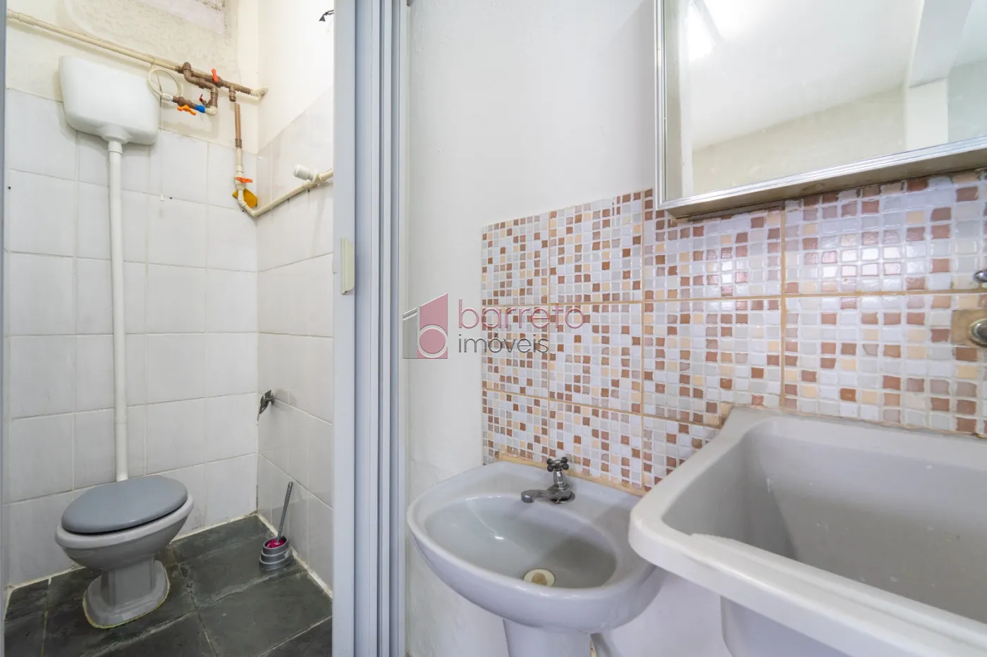 CASA TÉRREA À VENDA NO BAIRRO VILA RAMI EM JUNDIAÍ/SP