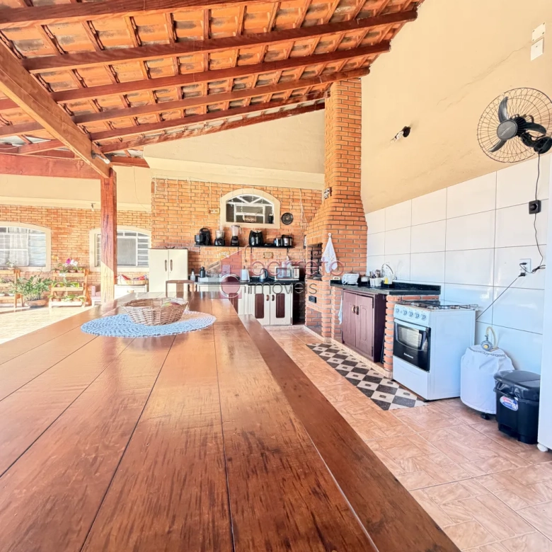 CASA À VENDA – 02 QUARTOS – VILA GUARANI/VILA VIOTTO – JUNDIAÍ/SP