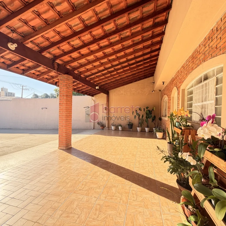 CASA À VENDA – 02 QUARTOS – VILA GUARANI/VILA VIOTTO – JUNDIAÍ/SP