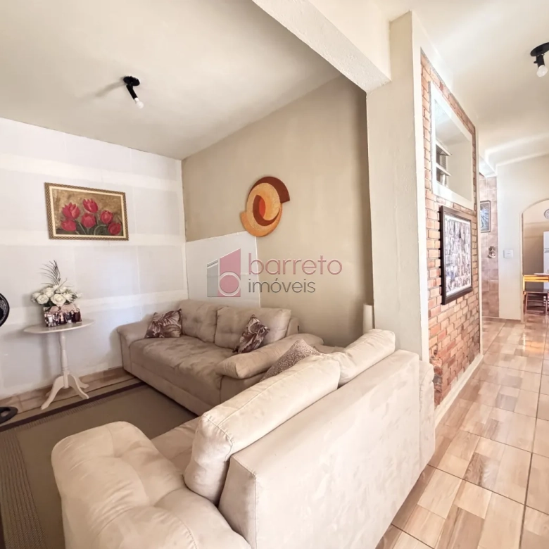 CASA À VENDA – 02 QUARTOS – VILA GUARANI/VILA VIOTTO – JUNDIAÍ/SP