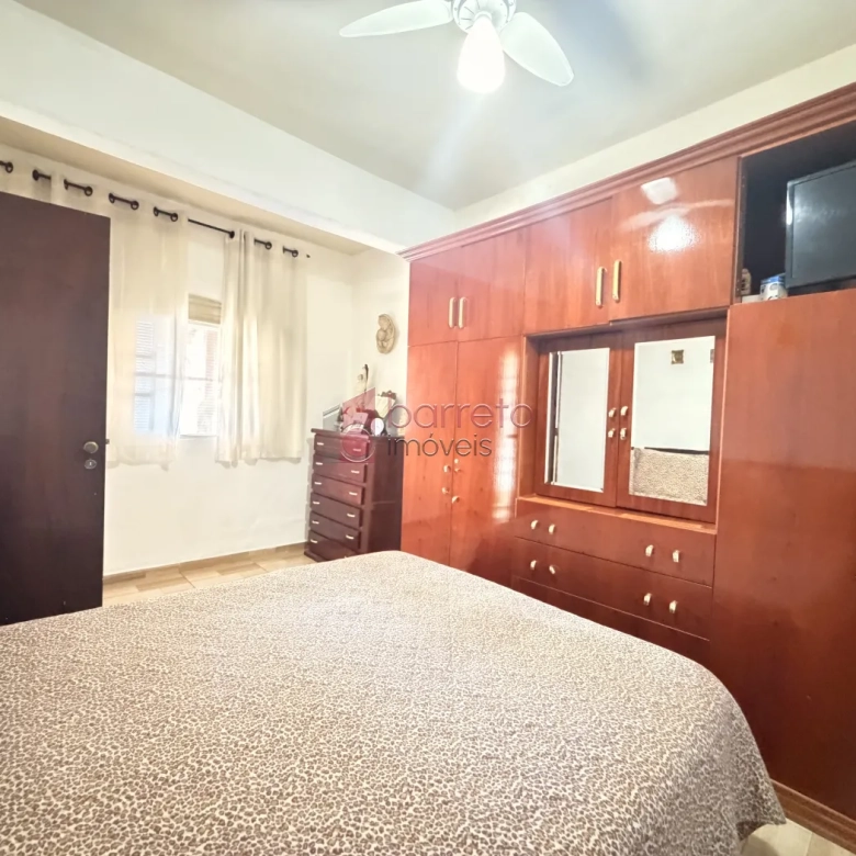 CASA À VENDA – 02 QUARTOS – VILA GUARANI/VILA VIOTTO – JUNDIAÍ/SP