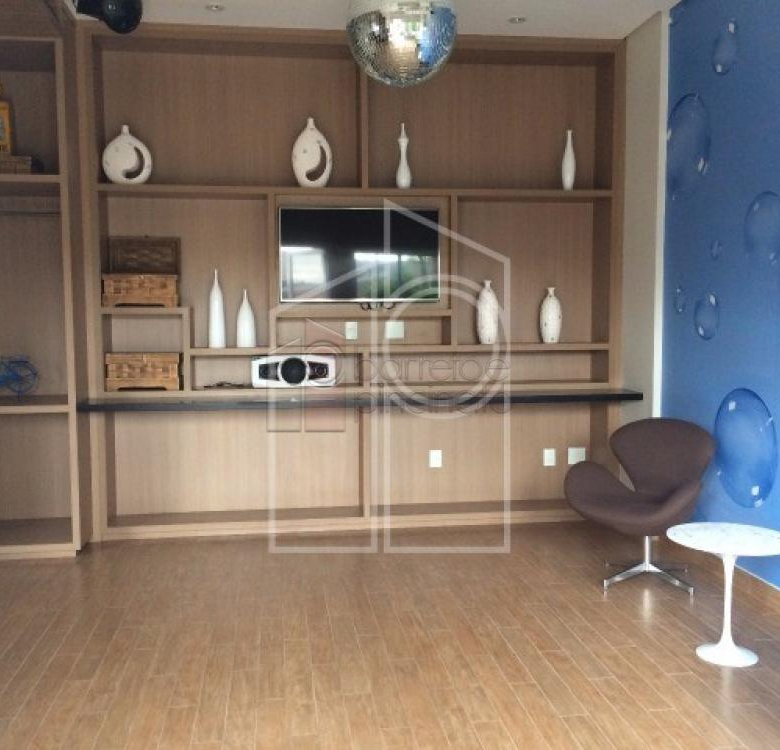 APARTAMENTO ESTILO FLAT SEMI MOBILIADO PARA LOCAÇÃO NO CONDOMÍNIO IN DESIGN NA VILA ARENS – JUNDIAÍ/SP